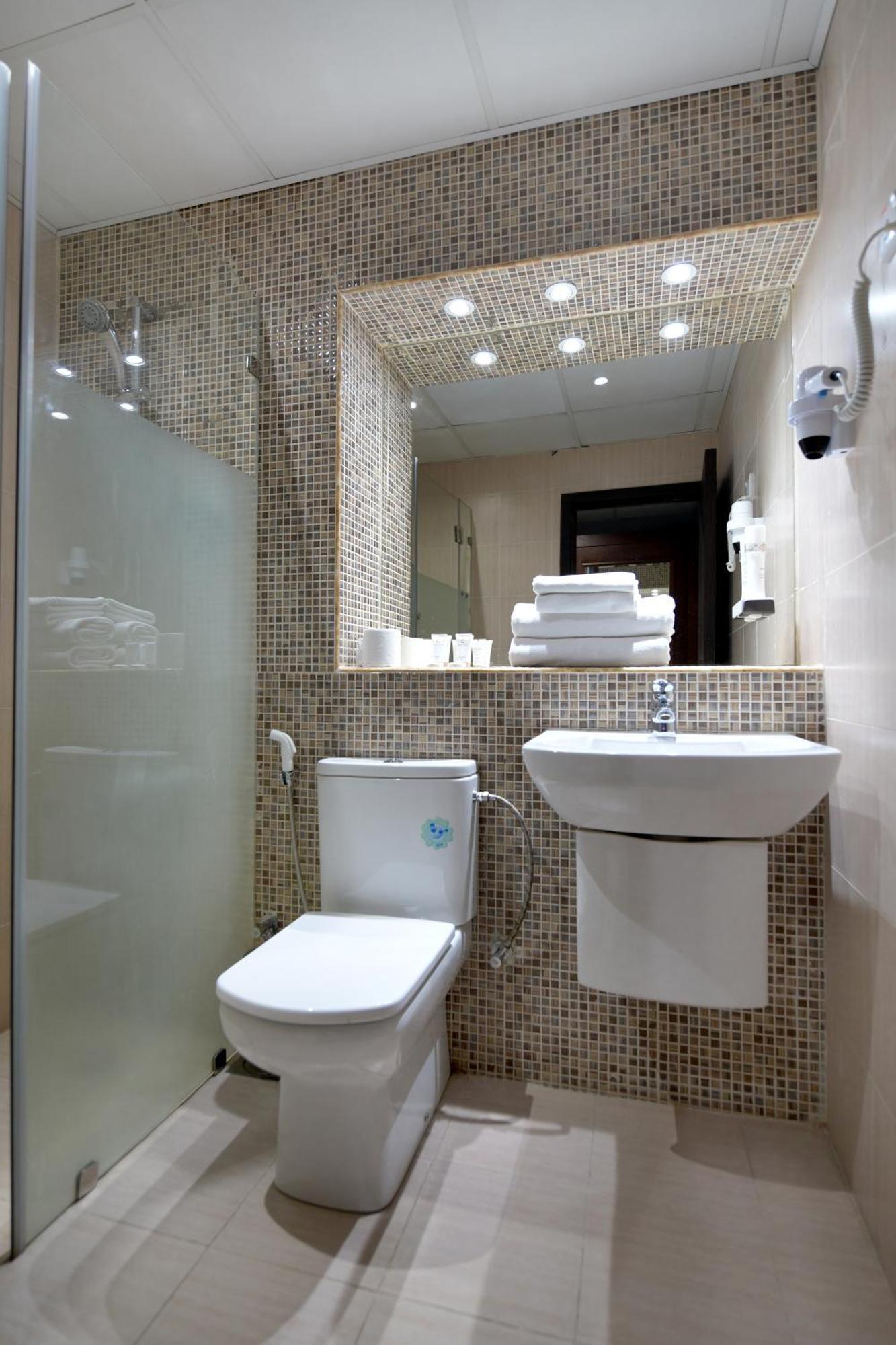 Carlton Tower Hotel Kuwait Kuwait City Екстер'єр фото