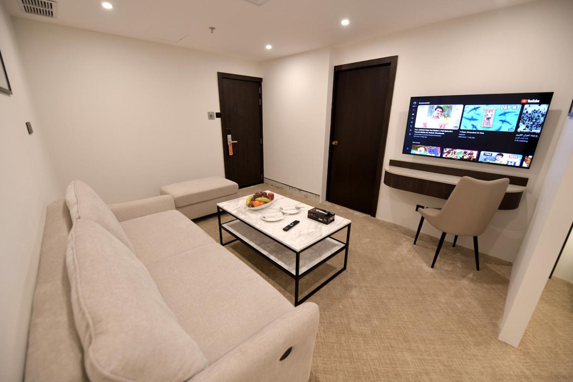 Carlton Tower Hotel Kuwait Kuwait City Екстер'єр фото